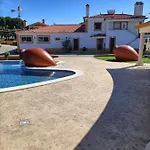 Family House Cup- Quinta Pinheirinhas Guest house Tomar