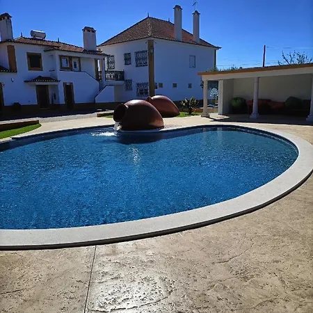 Semesterbostad Family House Cup- Quinta Pinheirinhas *